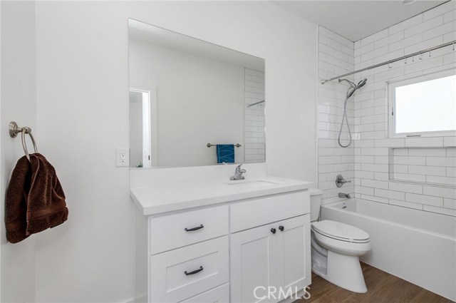 1325 Gertruda Avenue, Redondo Beach, California 90277, 5 Bedrooms Bedrooms, ,4 BathroomsBathrooms,Residential,Sold,Gertruda,SB20095721