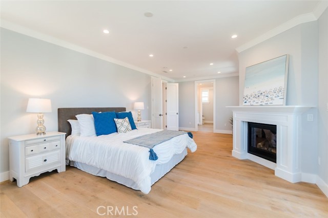 2200 Harkness Street, Manhattan Beach, California 90266, 5 Bedrooms Bedrooms, ,4 BathroomsBathrooms,Residential,Sold,Harkness,SB18090113