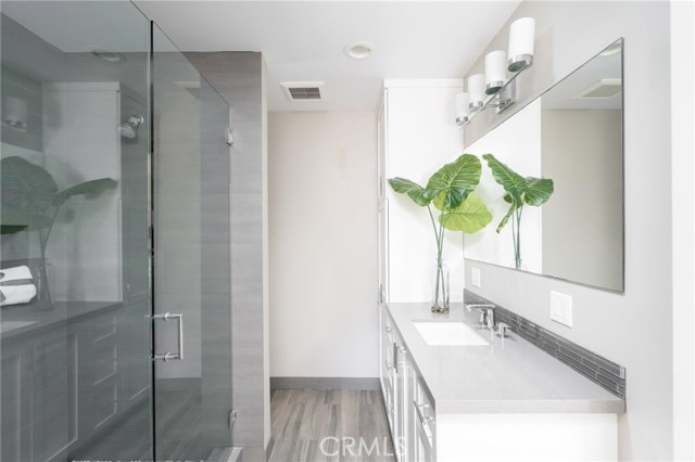 2708 184th Street, Redondo Beach, California 90278, 3 Bedrooms Bedrooms, ,1 BathroomBathrooms,Residential,Sold,184th,SB20213265
