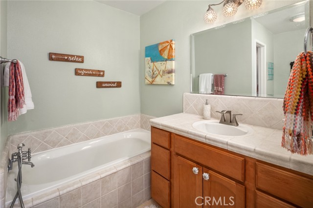 519 Meyer Lane, Redondo Beach, California 90278, 2 Bedrooms Bedrooms, ,1 BathroomBathrooms,Residential,Sold,Meyer,PV21074772
