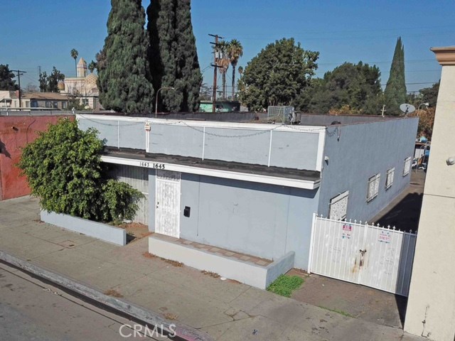 1643 E Compton Boulevard, Los Angeles, California 90221, ,Office,For sale,Compton,TR20254659