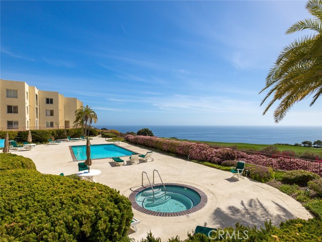 3200 La Rotonda Drive, Rancho Palos Verdes, California 90275, 2 Bedrooms Bedrooms, ,2 BathroomsBathrooms,Residential,Sold,La Rotonda,PV21075544