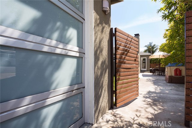 1301 19th Street, Manhattan Beach, California 90266, 3 Bedrooms Bedrooms, ,2 BathroomsBathrooms,Residential,Sold,19th,SB17057029