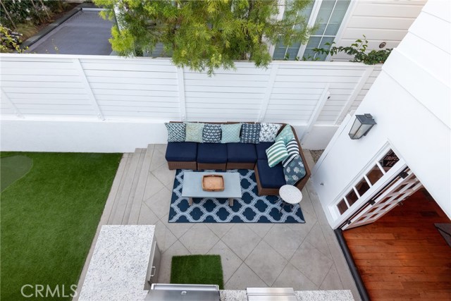 3012 Poinsettia Avenue, Manhattan Beach, California 90266, 4 Bedrooms Bedrooms, ,2 BathroomsBathrooms,Residential,Sold,Poinsettia,SB20042447