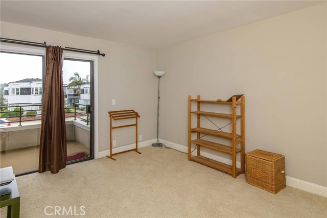 700 Esplanade, Redondo Beach, California 90277, 2 Bedrooms Bedrooms, ,2 BathroomsBathrooms,Residential,Sold,Esplanade,SB17099980