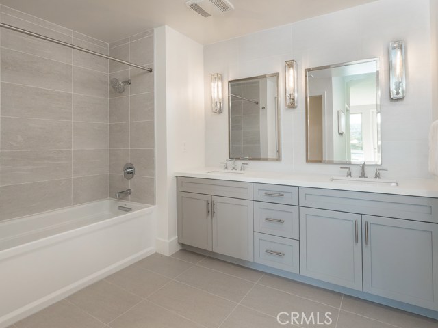 1920 Pacific Coast Highway, Redondo Beach, California 90277, 2 Bedrooms Bedrooms, ,2 BathroomsBathrooms,Residential,Sold,Pacific Coast Highway,SB21006104