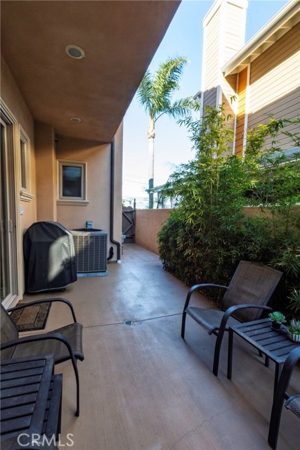 2204 Plant Avenue, Redondo Beach, California 90278, 4 Bedrooms Bedrooms, ,2 BathroomsBathrooms,Residential,Sold,Plant,SB19037845