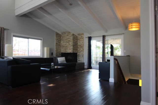 2200 Mathews Avenue, Redondo Beach, California 90278, 3 Bedrooms Bedrooms, ,2 BathroomsBathrooms,Residential,Sold,Mathews,SB17088942