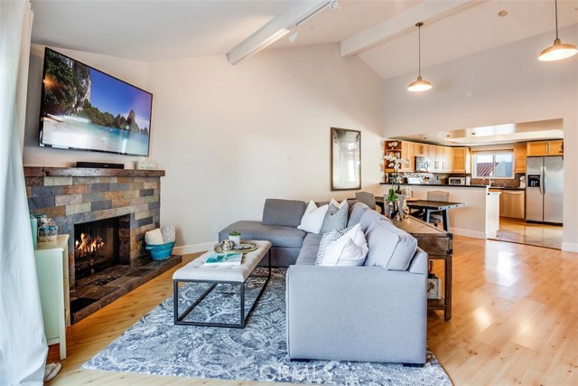 710 Guadalupe Avenue, Redondo Beach, California 90277, 2 Bedrooms Bedrooms, ,1 BathroomBathrooms,Residential,Sold,Guadalupe,SB19016726