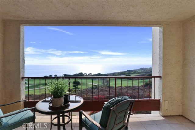 3200 La Rotonda Drive, Rancho Palos Verdes, California 90275, 3 Bedrooms Bedrooms, ,2 BathroomsBathrooms,Residential,Sold,La Rotonda,SB20205138