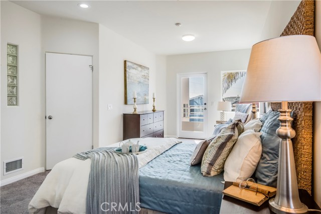 228 Manhattan Avenue, Hermosa Beach, California 90254, 3 Bedrooms Bedrooms, ,3 BathroomsBathrooms,Residential,Sold,Manhattan,PV18057092