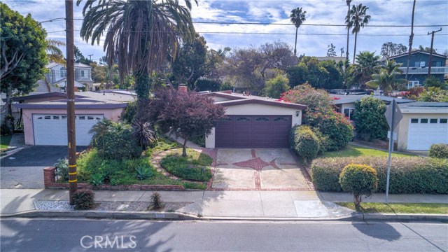 2132 Ardmore Avenue, Manhattan Beach, California 90266, 5 Bedrooms Bedrooms, ,2 BathroomsBathrooms,Residential,Sold,Ardmore,SB18050681