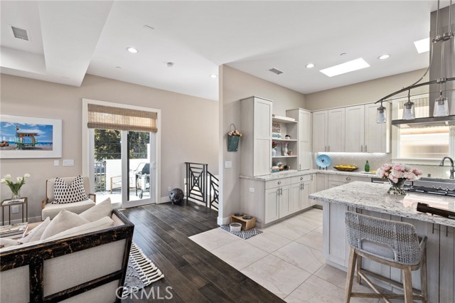 2309 Clark Lane, Redondo Beach, California 90278, 4 Bedrooms Bedrooms, ,3 BathroomsBathrooms,Residential,Sold,Clark,SB21061823