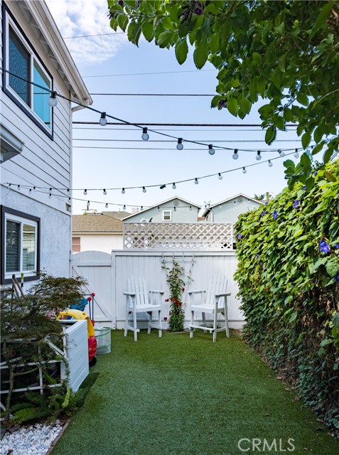 2001 Ernest Avenue, Redondo Beach, California 90278, 4 Bedrooms Bedrooms, ,1 BathroomBathrooms,Residential,Sold,Ernest,SB18238314