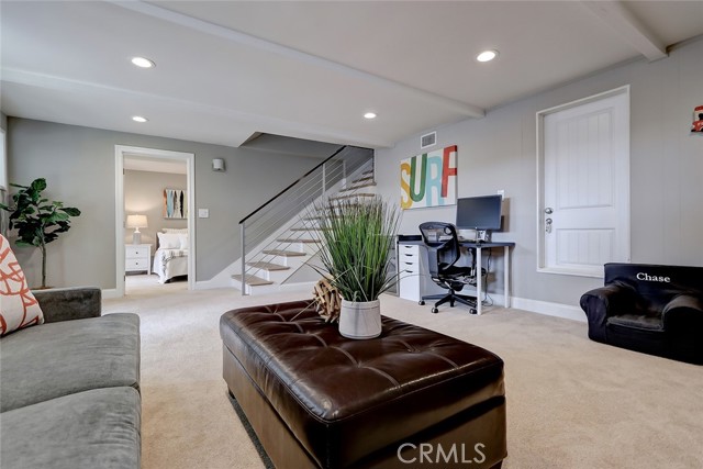 2317 Elm Avenue, Manhattan Beach, California 90266, 4 Bedrooms Bedrooms, ,3 BathroomsBathrooms,Residential,Sold,Elm,SB21152627