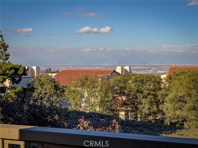 95 Cypress Way, Rolling Hills Estates, California 90274, 3 Bedrooms Bedrooms, ,3 BathroomsBathrooms,Residential,Sold,Cypress,SB18047500