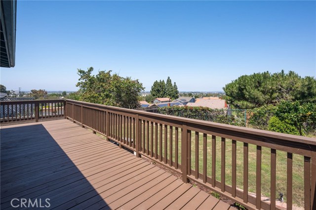 25718 Crest, Torrance, California 90505, 3 Bedrooms Bedrooms, ,1 BathroomBathrooms,Residential,Sold,Crest,SB20125093
