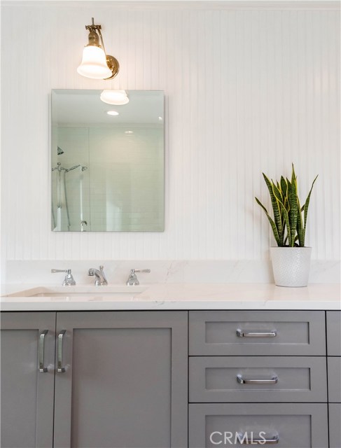 2104 Poinsettia Avenue, Manhattan Beach, California 90266, 4 Bedrooms Bedrooms, ,3 BathroomsBathrooms,Residential,Sold,Poinsettia,SB19043761