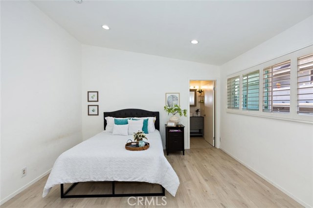 2611 Vanderbilt Lane, Redondo Beach, California 90278, 2 Bedrooms Bedrooms, ,2 BathroomsBathrooms,Residential,Sold,Vanderbilt,SB20167016