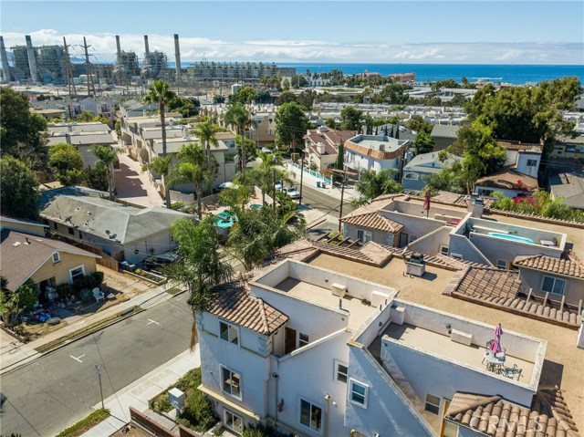 613 1st Place, Hermosa Beach, California 90254, 4 Bedrooms Bedrooms, ,2 BathroomsBathrooms,Residential,Sold,1st,PV19008292