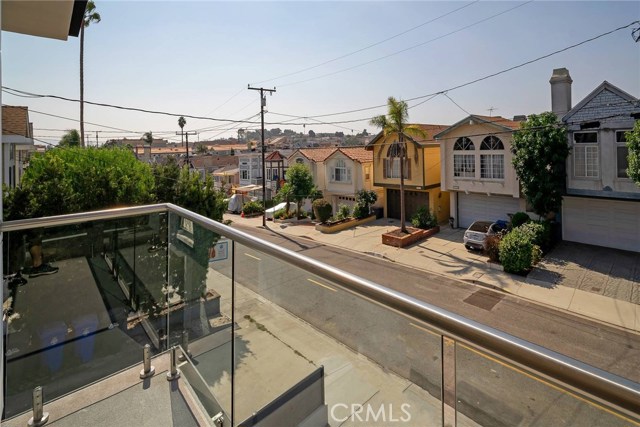 1756 Dixon, Redondo Beach, California 90278, 3 Bedrooms Bedrooms, ,4 BathroomsBathrooms,Residential,Sold,Dixon,SB20223593