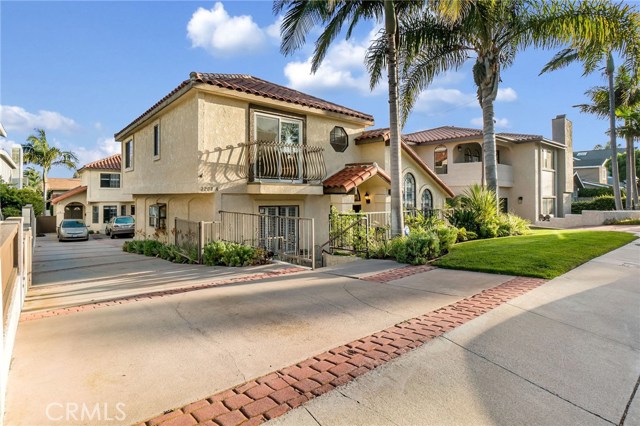 2208 Marshallfield Lane, Redondo Beach, California 90278, 3 Bedrooms Bedrooms, ,2 BathroomsBathrooms,Residential,Sold,Marshallfield,ND20141619