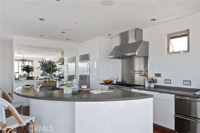 315 Gull Street, Manhattan Beach, California 90266, 4 Bedrooms Bedrooms, ,3 BathroomsBathrooms,Residential,Sold,Gull,SB21098673