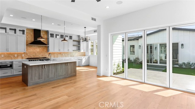 1022 Avenue A, Redondo Beach, California 90277, 6 Bedrooms Bedrooms, ,6 BathroomsBathrooms,Residential,Sold,Avenue A,PV20202846