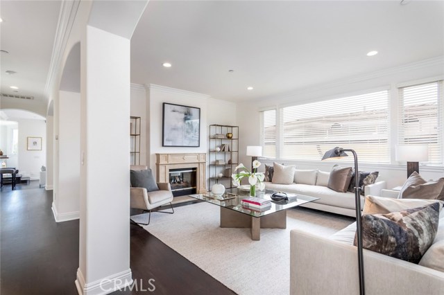 700 Avenue C, Redondo Beach, California 90277, 5 Bedrooms Bedrooms, ,5 BathroomsBathrooms,Residential,Sold,Avenue C,SB19123719