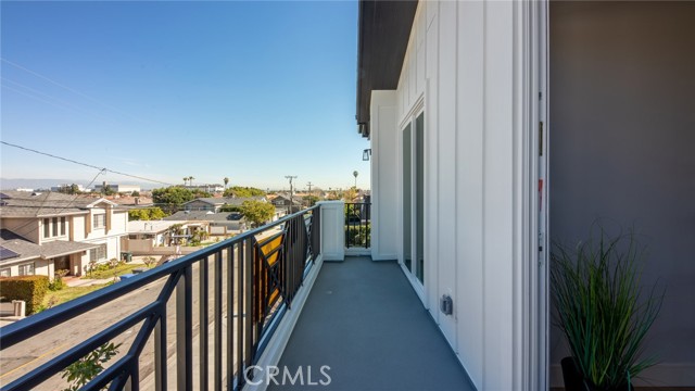 1908 Bataan Road, Redondo Beach, California 90278, 4 Bedrooms Bedrooms, ,3 BathroomsBathrooms,Residential,Sold,Bataan,PV21039465