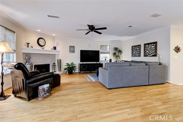 3400 Maple Avenue, Manhattan Beach, California 90266, 4 Bedrooms Bedrooms, ,3 BathroomsBathrooms,Residential,Sold,Maple,SB20185640