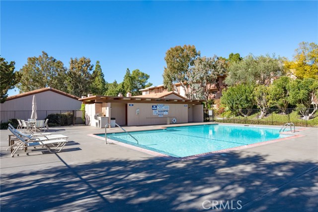 5937 Armaga Spring Road, Rancho Palos Verdes, California 90275, 2 Bedrooms Bedrooms, ,1 BathroomBathrooms,Residential,Sold,Armaga Spring,SB19018120