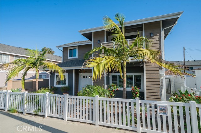2618 Ruhland Avenue, Redondo Beach, California 90278, 5 Bedrooms Bedrooms, ,2 BathroomsBathrooms,Residential,Sold,Ruhland,SB20118911