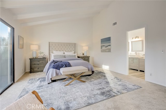 2215 Huntington Lane, Redondo Beach, California 90278, 3 Bedrooms Bedrooms, ,2 BathroomsBathrooms,Residential,Sold,Huntington,PW21010737