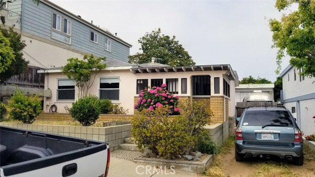 1727 Ford Avenue, Redondo Beach, California 90278, 2 Bedrooms Bedrooms, ,1 BathroomBathrooms,Residential,Sold,Ford,SB17121854