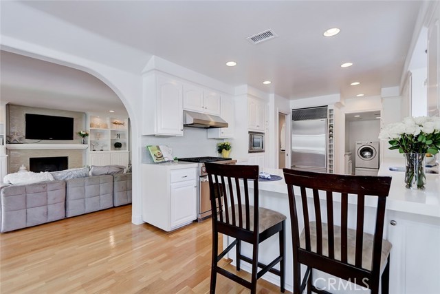 625 26th Street, Manhattan Beach, California 90266, 4 Bedrooms Bedrooms, ,3 BathroomsBathrooms,Residential,Sold,26th,SB19176225