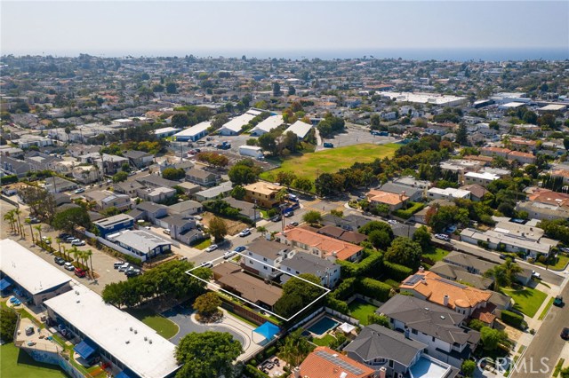 1421 17th Street, Manhattan Beach, California 90266, 3 Bedrooms Bedrooms, ,1 BathroomBathrooms,Residential,Sold,17th,SB20170029