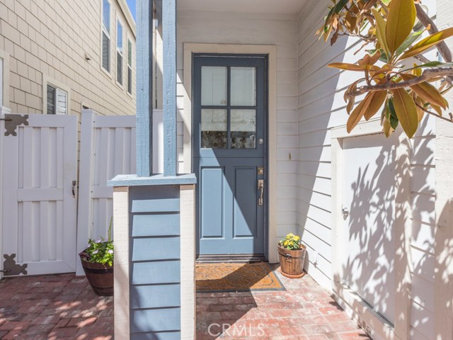 1800 Pacific Coast Highway, Redondo Beach, California 90277, 4 Bedrooms Bedrooms, ,2 BathroomsBathrooms,Residential,Sold,Pacific Coast,SB20149848