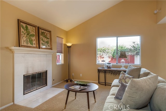 2407 Clark Lane #B, Redondo Beach, California 90278, 4 Bedrooms Bedrooms, ,2 BathroomsBathrooms,Residential,Sold,Clark Lane #B,SB18015285