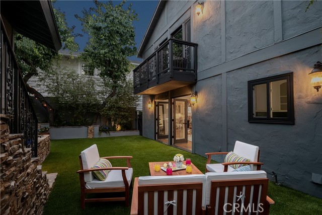 754 35th Street, Manhattan Beach, California 90266, 5 Bedrooms Bedrooms, ,3 BathroomsBathrooms,Residential,Sold,35th,SB21137408