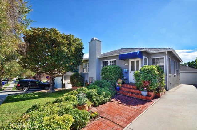 1304 21st Street, Manhattan Beach, California 90266, 3 Bedrooms Bedrooms, ,3 BathroomsBathrooms,Residential,Sold,21st,PV17255078