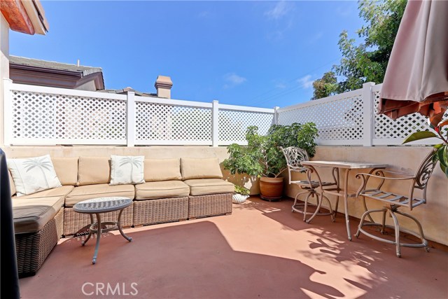 2111 Mathews Avenue, Redondo Beach, California 90278, 3 Bedrooms Bedrooms, ,2 BathroomsBathrooms,Residential,Sold,Mathews,SB17206417