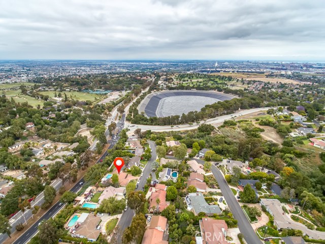 7 Hitching Post Drive, Rolling Hills Estates, California 90274, 4 Bedrooms Bedrooms, ,4 BathroomsBathrooms,Residential,Sold,Hitching Post,SB19129829