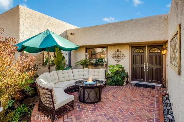 8 Peartree Lane, Rolling Hills Estates, California 90274, 2 Bedrooms Bedrooms, ,2 BathroomsBathrooms,Residential,Sold,Peartree,PV18179974