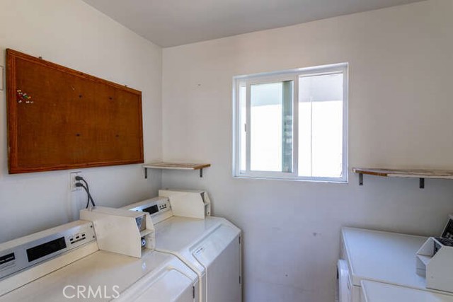 320 Hermosa, Hermosa Beach, California 90254, 2 Bedrooms Bedrooms, ,1 BathroomBathrooms,Residential,Sold,Hermosa,PW21075488