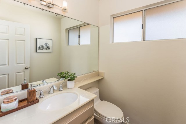 222 Guadalupe Avenue, Redondo Beach, California 90277, 4 Bedrooms Bedrooms, ,1 BathroomBathrooms,Residential,Sold,Guadalupe,SB19253760