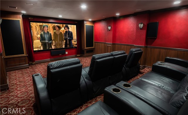 441 1st Street, Manhattan Beach, California 90266, 5 Bedrooms Bedrooms, ,4 BathroomsBathrooms,Residential,Sold,1st,SB19263313