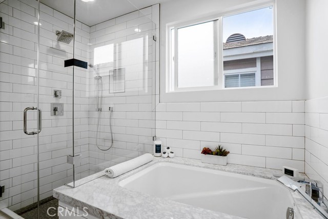 1808 Rockefeller Lane, Redondo Beach, California 90278, 3 Bedrooms Bedrooms, ,2 BathroomsBathrooms,Residential,Sold,Rockefeller,SB18082595