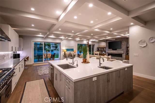 1450 23rd Street, Manhattan Beach, California 90266, 5 Bedrooms Bedrooms, ,2 BathroomsBathrooms,Residential,Sold,23rd,SB19093851