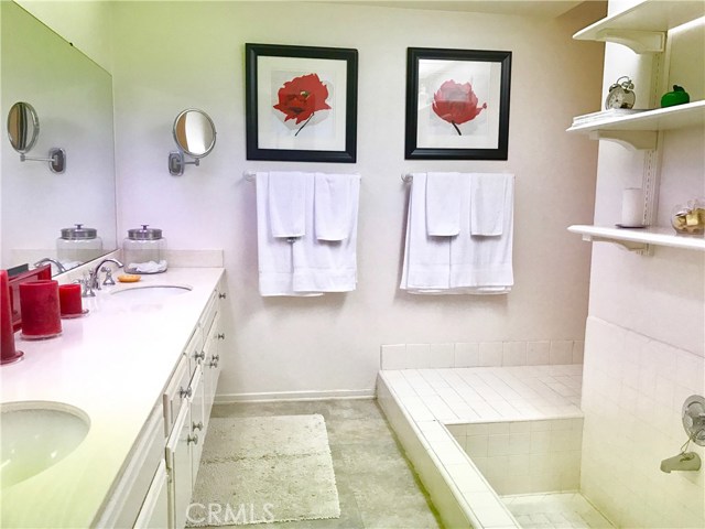 10 ASPEN Way, Rolling Hills Estates, California 90274, 2 Bedrooms Bedrooms, ,2 BathroomsBathrooms,Residential,Sold,ASPEN,SB17115222